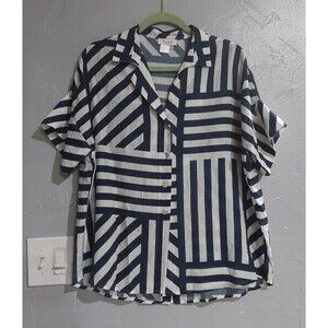 True Luxe Jeans Tops Blouse M Striped, Button Behind, Button Up, 21.5 Inch Of Ar